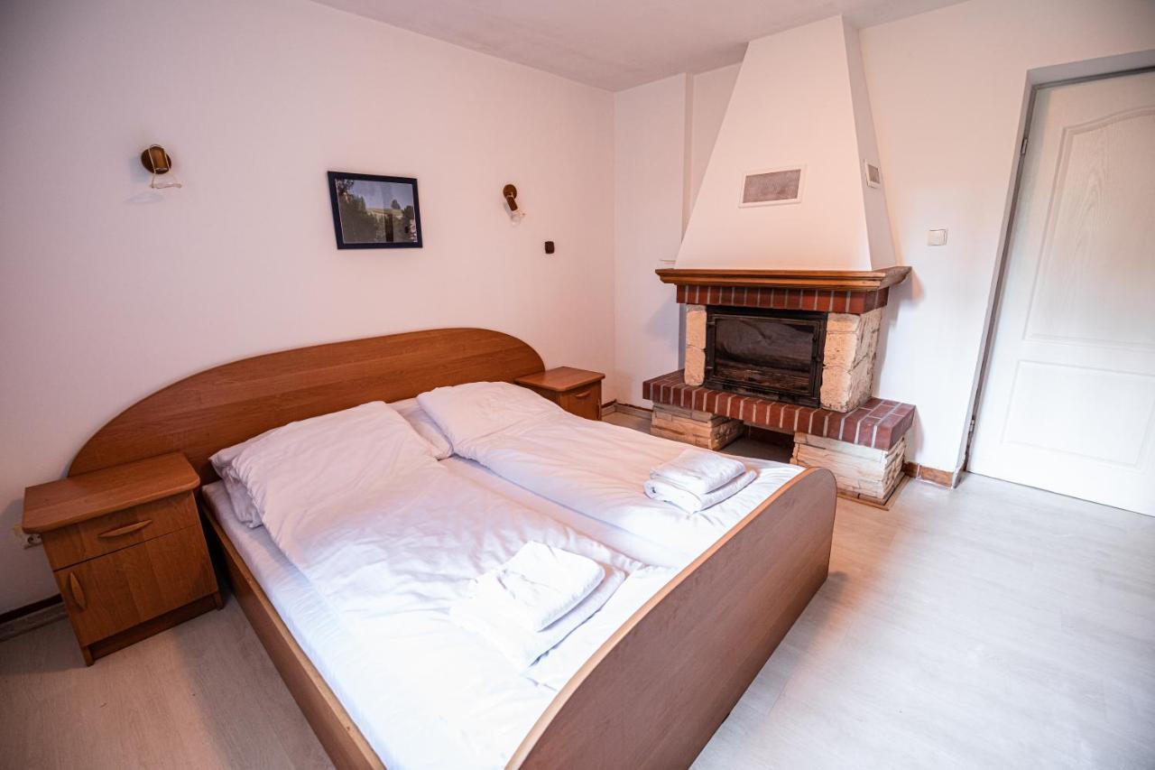 Mewa Guest house