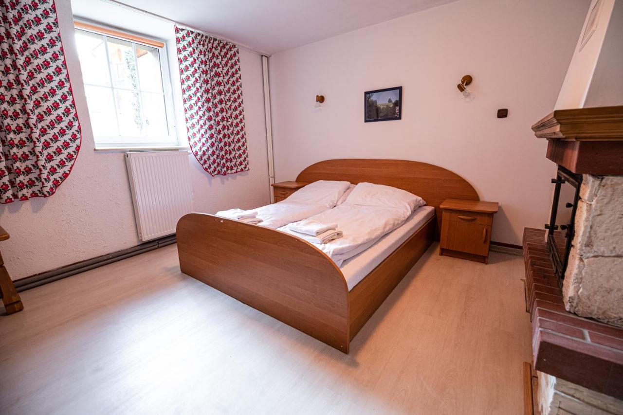 Mewa Guest house
